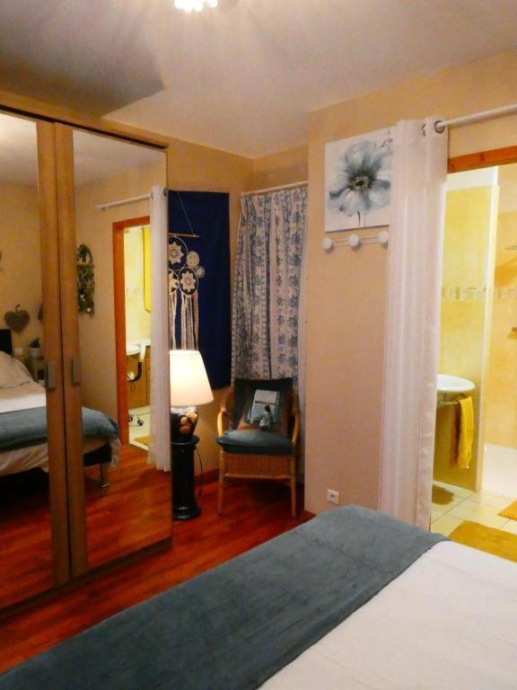 Chambre Le Mas D'Adelice Taulignan Exteriér fotografie